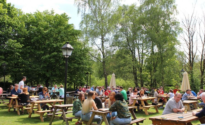 Lock Keeper garden and tables